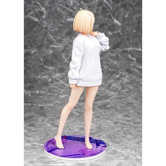 [PreOrder] GSC Phat! Company 1/7 Lycoris Recoil - Chisato Nishikigi: Oversized Sweatshirt Ver.